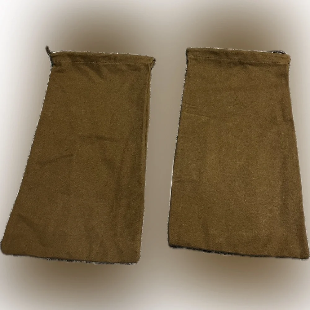 Gucci tan dust